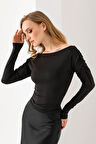 Kadın Kayık Yaka Omzu Büzgü Detaylı Uzun Kollu Bluz Siyah - 2433