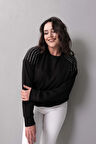 Omuzlar Taş Baskılı Sweatshirt
