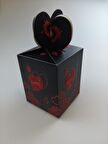 KARTON KUTU SİYAH KALPLER LOVE (KATLAMALI) 8,5CM X 8,5CM X 11CM