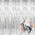 Gümüş Renk Ekstra Metalize Parlak Saçaklı Arka Fon Perde İthal 1x2 Metre