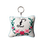 Uretti - Sibel 2453 4834 El Yapımı L Harfi Kanaviçe Anahtarlık