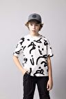 DeFacto Erkek Çocuk Oversize Geniş Kalıp Bisiklet Yaka Desenli Kısa Kollu Tişört B6431A824SMER85