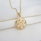 14 Ayar Kar Tanesi Motifli Altın Kolye | Hafif ve Şık Tasarım