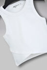 Beyaz Kolsuz Crop Kruvaze Detaylı Fitilli Top Atlet Tişört