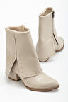 Kadın Sivri Burun Bej Cilt Detaylı Topuklu Bot 