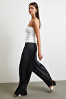 Beli Lastikli Geniş Paça Büzgülü Pantolon Siyah