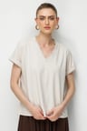 On Kadın Yakası Zincirli V Yaka T-Shirt 71352 Taş