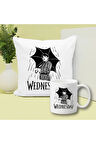 Wednesday Baskılı Kupa ve Yastık Hediyelik Set Arkadaşa Hediye