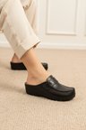 Enoch Kadın Tam Kapalı Burunlu Loafer Model Metal Amblem Detaylı Anatomik Comfort Terlik