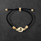 Sevimli ve Gizemli Siyah Örgülü ve 14 Ayar Altın Plakalı Yuvarlak Figürlü Kedi Bilekliği