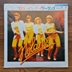 The Nolans – Making Waves
