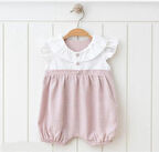  KIZ BEBEK PAMUKLU KETEN GÖRÜNÜMLÜ DÜĞME DETAYLI TULUM