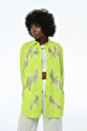 KADIN PAYETLİ OVERSIZE KESİM GÖMLEK