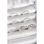 Pirinç Gümüş Renk Zirkon Taşlı Kalp Model Kadın Yüzük Kombini