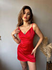 İNCE ASKILI SATEN MİNİ ELBİSE 