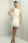 Kadın Straplez Önü Çiçek Detaylı Astarlı Kısa Saten Elbise