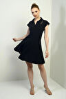 Kadın Önü Yarım Fermuar Ve Dantel Detaylı Kendinden Telalı Kısa Kloş Elbise