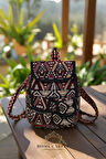 Kilim Desenli El Yapımı Sırt Çantası – Etnik Tasarım, Dayanıklı ve Katlanabilir