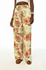 KADIN ÇİÇEK DESENLİ RAHAT KALIP BELİ LASTİKLİ BOL PAÇA PANTOLON