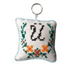 Uretti - Sibel 2453 7750 El Yapımı Ü Harfi Kanaviçe Anahtarlık