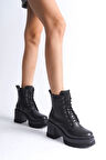 Lauren Bağcıklı Fermuarlı Ortopedik Taban Topuklukadın Bot St - Siyah