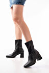 Siyah Topuklu Fermuarlı Kadın Bot