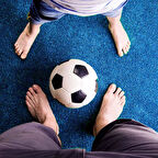 Çim Halı Suni Yapay 7 mm Hav Yüksekliği Dekoratif  Kesme Kaymaz Balkon Bahçe Teras Mavi Renkli Halı