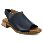 Beety 038 Hakiki Deri Günlük Kadın Sandalet-Siyah