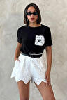 Verona Kadın Siyah Cepli Tişört & Beyaz Nakışlı Şort Takım – Şık Yazlık Kombin