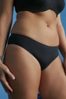 Siyah Light Slip Külot