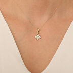 14 Ayar Altin Beyaz Lotus Çiçeği Kolye