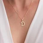 14 Ayar Altın Plaka D Harf Kolye