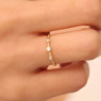 14 Ayar Altın Üç Taşlı Yüzük