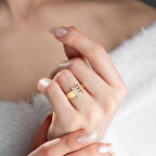 Altın Yeni Tasarım Taşlı E Harfli Yüzük