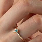 14 Ayar Altın Yeşil Kutup Yıldızı Yüzük