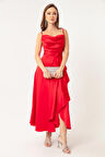 Kadın Kırmızı Volanlı Yırtmaçlı Saten Midi Boy Abiye & Mezuniyet Elbisesi