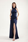 Kadın Lacivert Halter Yaka Yırtmaçlı Uzun Saten Abiye Elbise