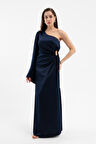 Kadın Lacivert Tek Kol Büzgü Detay Uzun Saten Elbise