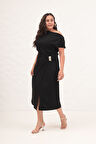 Kadın Siyah Aksesuar Detay Midi Elbise