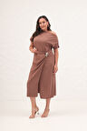 Kadın Kahverengi Aksesuar Detay Midi Elbise