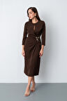 Kadın Kahverengi Aksesuar Detay Midi Elbise