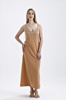 Taş Detaylı Uzun Askılı Elbise | ELB34521 Bej