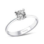 G Renk 0.50 Karat Kalp Tırnak Tektaş Yüzük