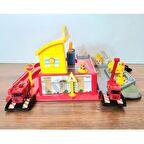 Oyuncak Tek Katlı İtfaiye İstasyonu Araba Garaj Pisti Seti - 2 Adet Metal Arabalı Araç İstasyon Seti