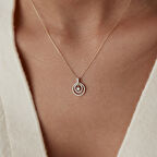 İç İçe Taşlı Halka Kolye