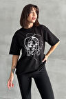 Kadın Yüz Baskılı Bisiklet Yaka Oversize T-Shirt