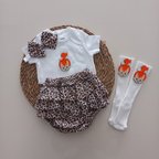 BALBÖCEĞİKİDS Kız Bebek Leopar Çakıl Fırfır Şort Etek Bodyli Çorap Takımı
