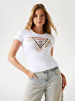 Guess Triangle Kadın Beyaz Slim Fit T-Shirt W5YI13J1314-G011