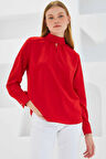 Kadın Kırmızı Pencere Detaylı Dökümlü Uzun Kollu Bluz HZL22S-BD104181
