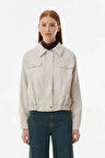 Kadın Ekru Kısa Suni Deri Cep Detaylı Astarlı Tarz Ceket HZL23W-BD110331